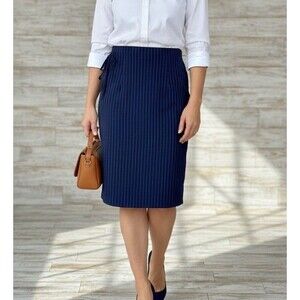 Ralph Lauren Pencil Skirt 100% Silk Pinstripe mini size 8 navy Blue